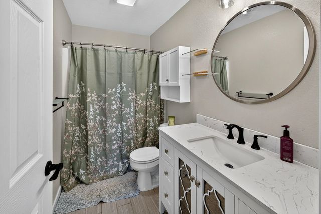 19638 Bluestem Lane, Goshen, IN 46528
