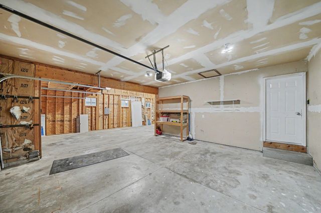 19638 Bluestem Lane, Goshen, IN 46528