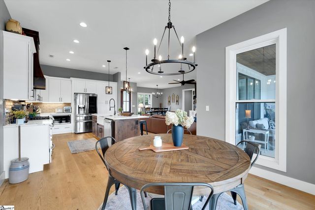 2015 Walhalla Highway, Pickens, SC 29671