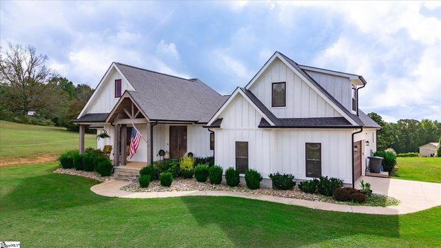 2015 Walhalla Highway, Pickens, SC 29671