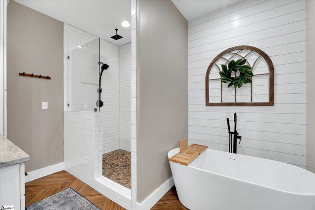 2015 Walhalla Highway, Pickens, SC 29671