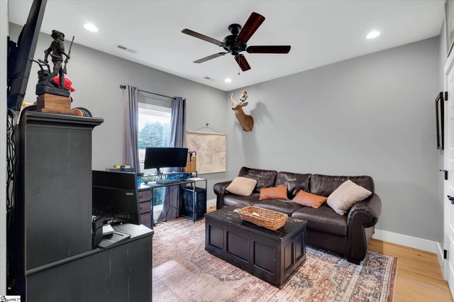 2015 Walhalla Highway, Pickens, SC 29671