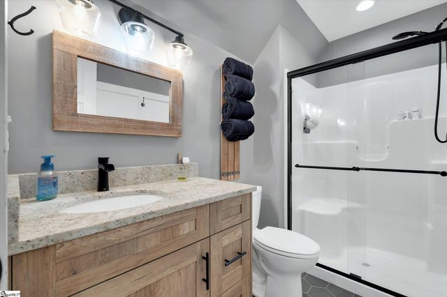 2015 Walhalla Highway, Pickens, SC 29671