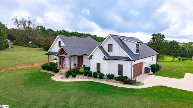 2015 Walhalla Highway, Pickens, SC 29671