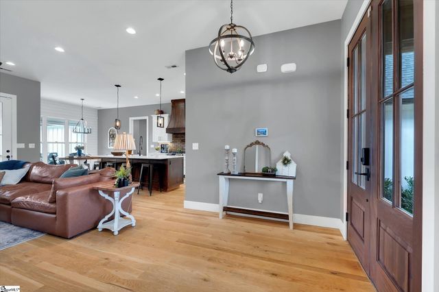 2015 Walhalla Highway, Pickens, SC 29671