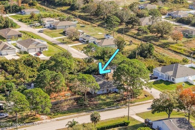 1407 SE Valerius Street SE, Palm Bay, FL 32909