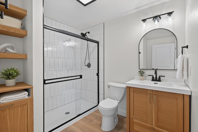 13769 56th Place N, Plymouth, MN 55446