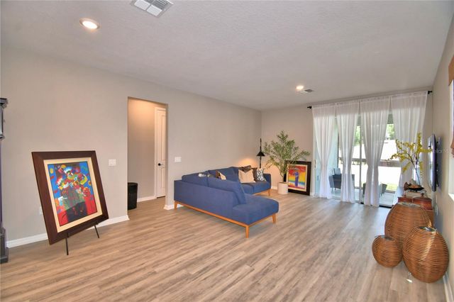 868 BLUE CREEK DRIVE, Haines City, FL 33844