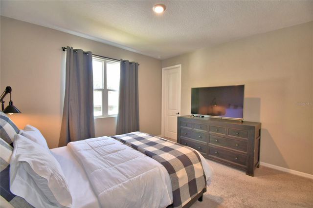 868 BLUE CREEK DRIVE, Haines City, FL 33844