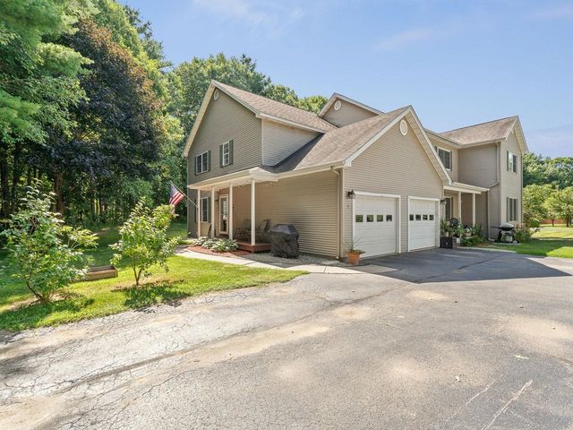 7 Donald Drive, Milton, VT 05468