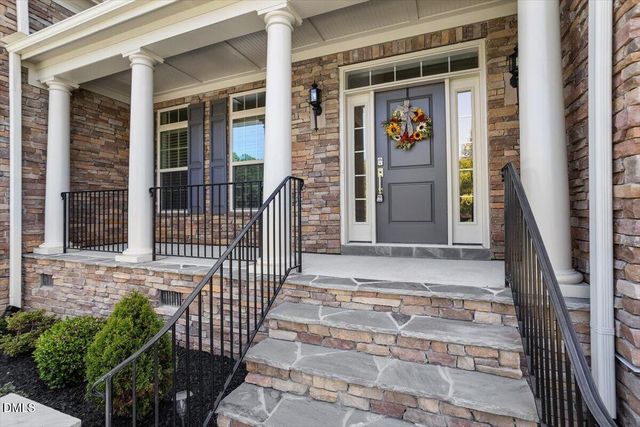 207 Weddington Park Lane, Apex, NC 27523