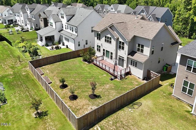 207 Weddington Park Lane, Apex, NC 27523