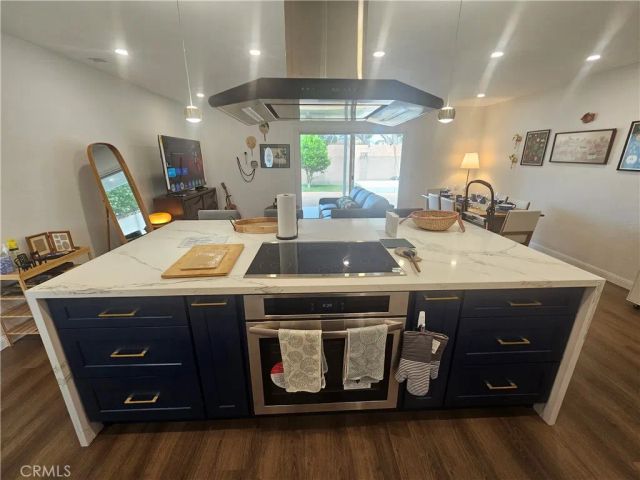 16111 Tomas, Huntington Beach, CA 92649