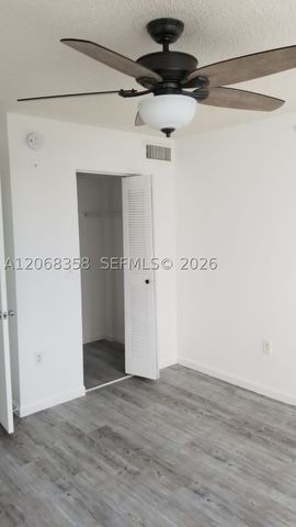 7856 Sonoma Springs Cir 205, Lake Worth, FL 33463