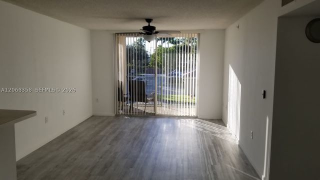 7856 Sonoma Springs Cir 205, Lake Worth, FL 33463