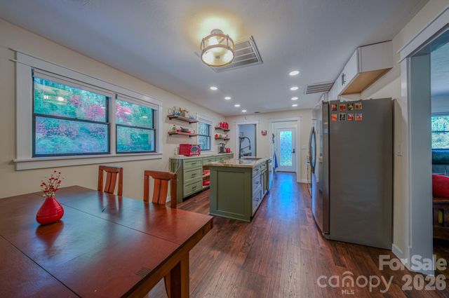176 Sunny Street, Marion, NC 28752