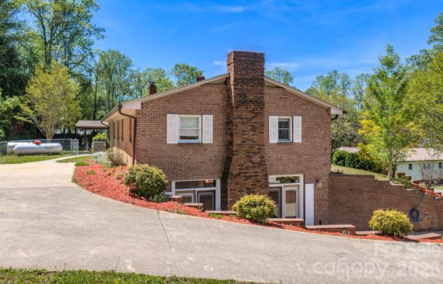 176 Sunny Street, Marion, NC 28752