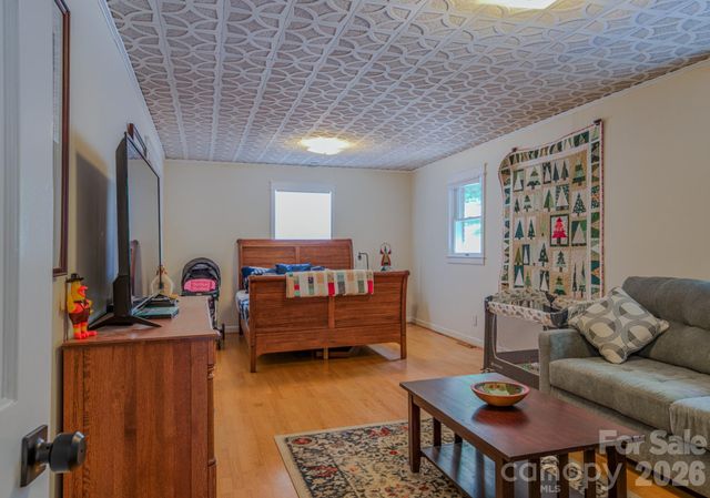 176 Sunny Street, Marion, NC 28752