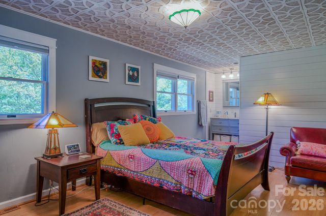 176 Sunny Street, Marion, NC 28752