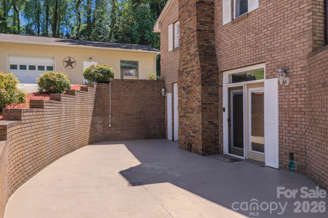 176 Sunny Street, Marion, NC 28752