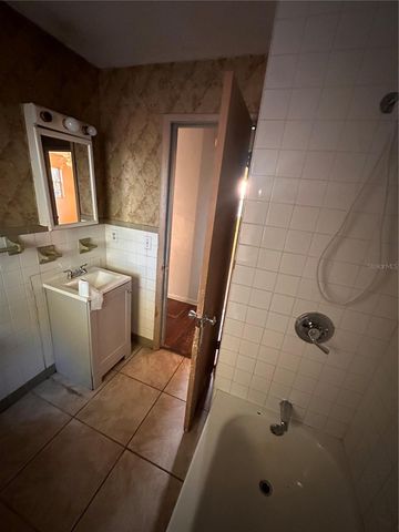 15595 NW 27TH AVENUE, Citra, FL 32113