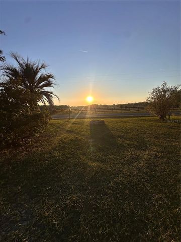 15595 NW 27TH AVENUE, Citra, FL 32113