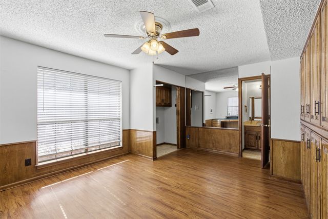 1905 Wimbledon Drive, Arlington, TX 76017