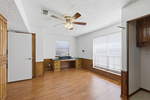 1905 Wimbledon Drive, Arlington, TX 76017