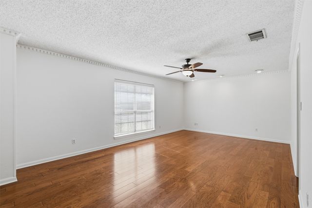 1905 Wimbledon Drive, Arlington, TX 76017