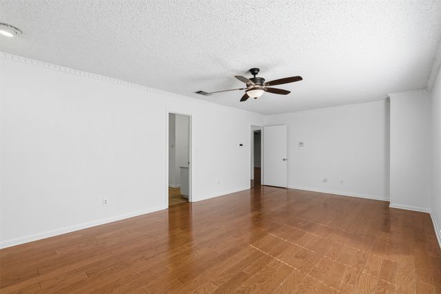 1905 Wimbledon Drive, Arlington, TX 76017