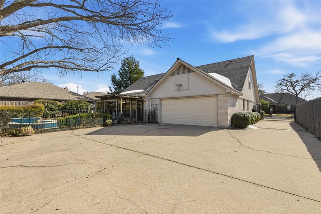 1905 Wimbledon Drive, Arlington, TX 76017