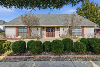 1905 Wimbledon Drive, Arlington, TX 76017