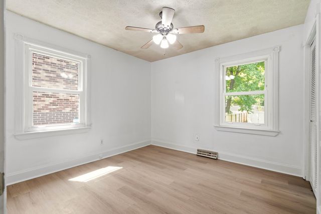 220 Crestwood Drive, Summerville, SC 29483