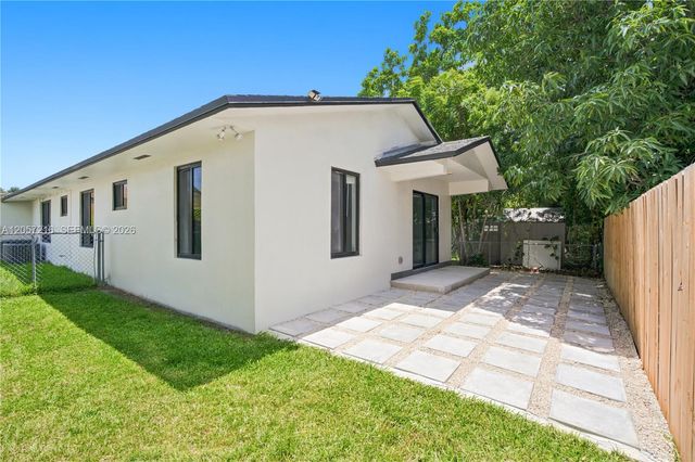 3461 SW 24th Street 3463, Miami, FL 33145