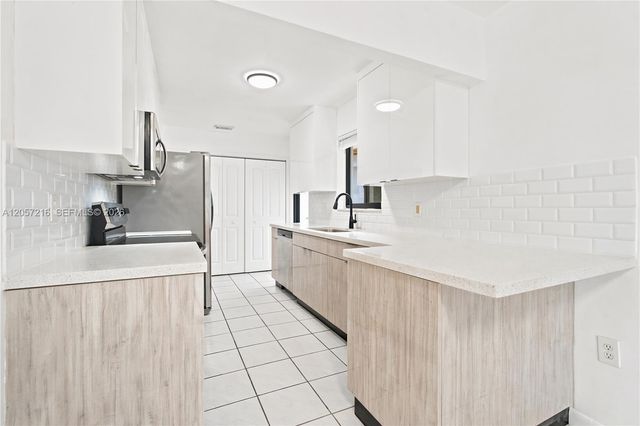 3461 SW 24th Street 3463, Miami, FL 33145