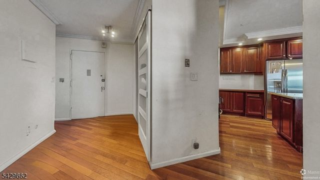 7002 Kennedy Blvd, Guttenberg Town, NJ 07093