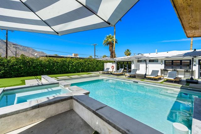 359 W Avenida Cerca, Palm Springs, CA 92262