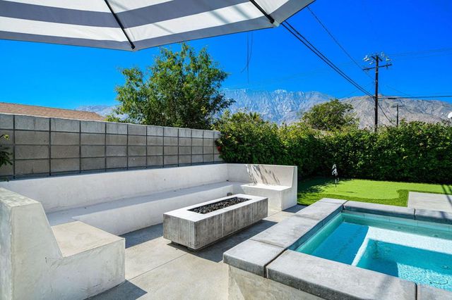 359 W Avenida Cerca, Palm Springs, CA 92262