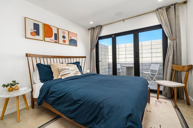 359 W Avenida Cerca, Palm Springs, CA 92262