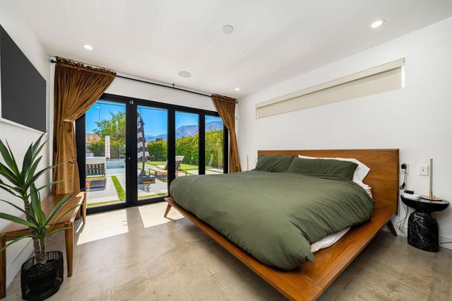 359 W Avenida Cerca, Palm Springs, CA 92262