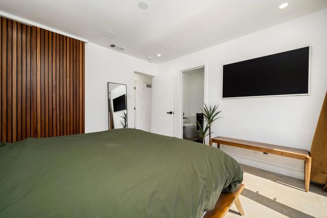 359 W Avenida Cerca, Palm Springs, CA 92262