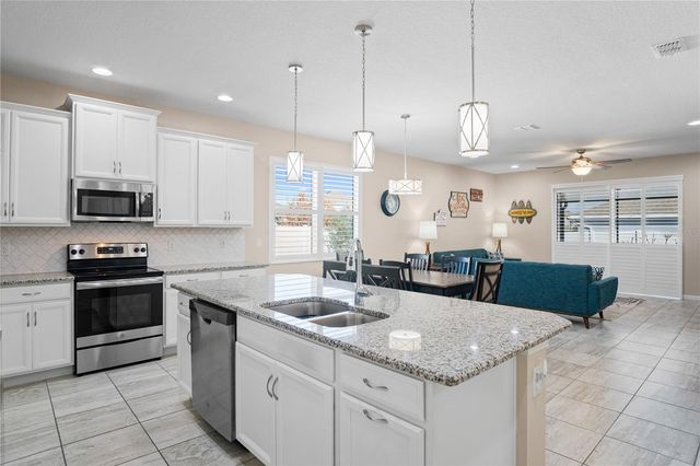 468 SAPPHIRE DRIVE, Davenport, FL 33837