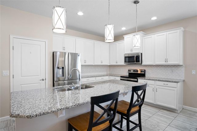 468 SAPPHIRE DRIVE, Davenport, FL 33837