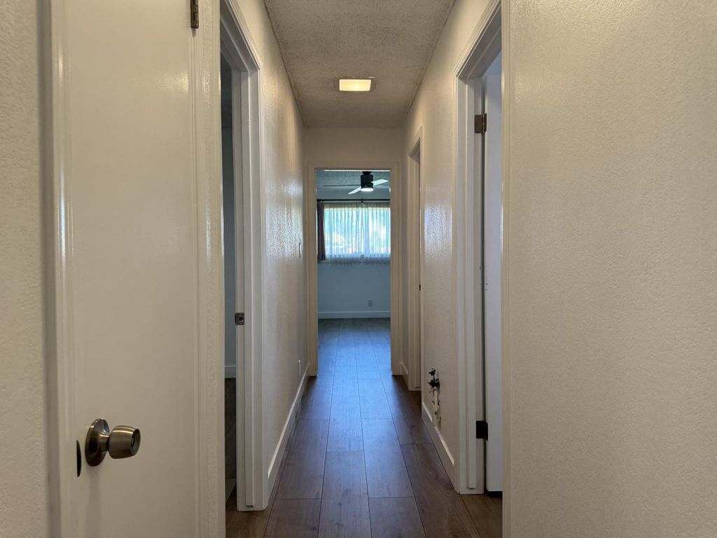 Image 11 of property listing at 6620 N Sierra Vista Avenue, Fresno, CA 93710