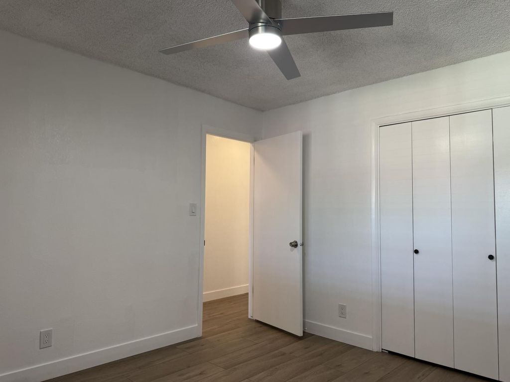 Image 15 of property listing at 6620 N Sierra Vista Avenue, Fresno, CA 93710