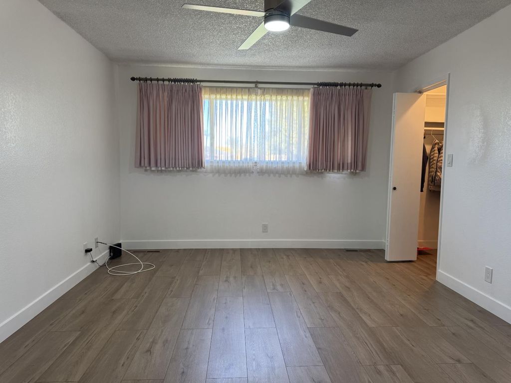 Image 18 of property listing at 6620 N Sierra Vista Avenue, Fresno, CA 93710