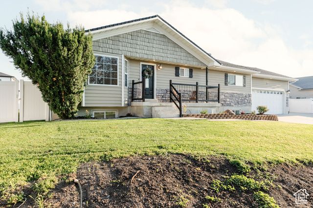 637 W 150 N, Hyrum, UT 84319