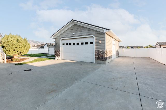 637 W 150 N, Hyrum, UT 84319