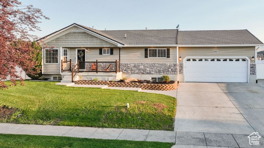 637 W 150 N, Hyrum, UT 84319