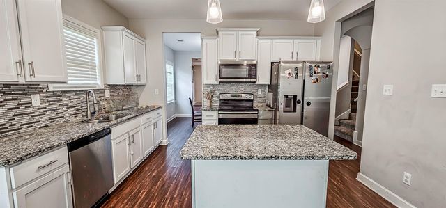 325 AZALEA DR, Somerville, TN 38068